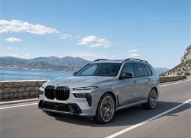 BMW X7 M50i
