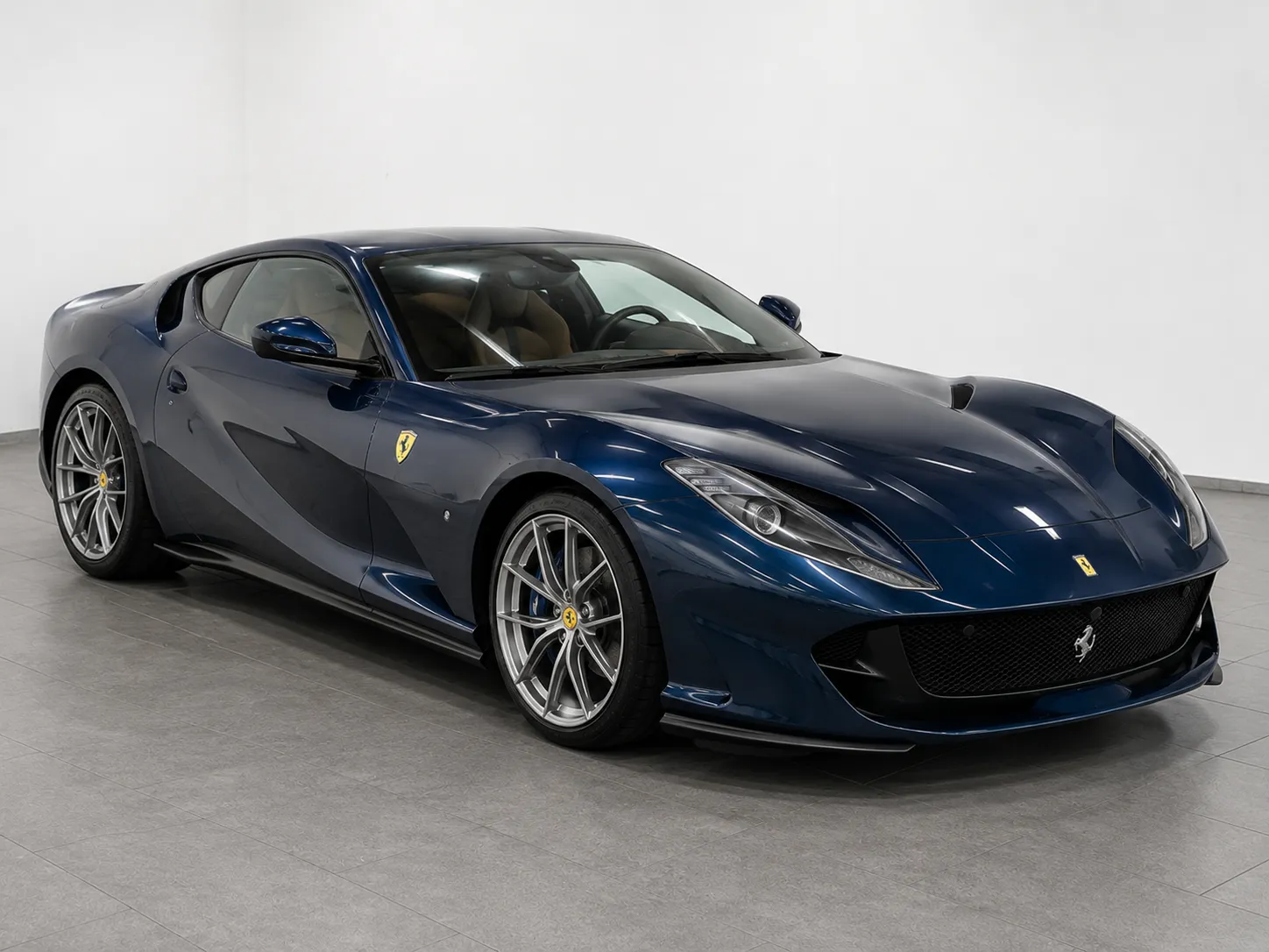 Zuletzt angekaufter Ferrari 812 in Blau