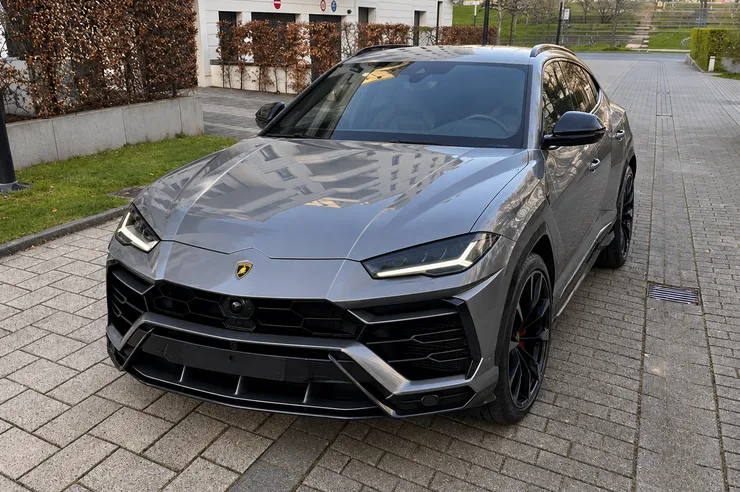Zuletzt angekaufter Lamborghini Urus in Grau