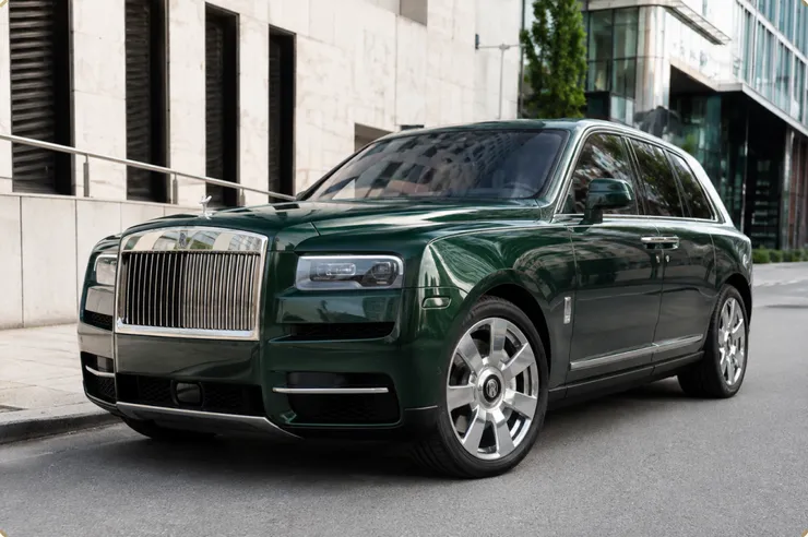 Zuletzt angekaufter Rolls-Royce Cullinan in Grün